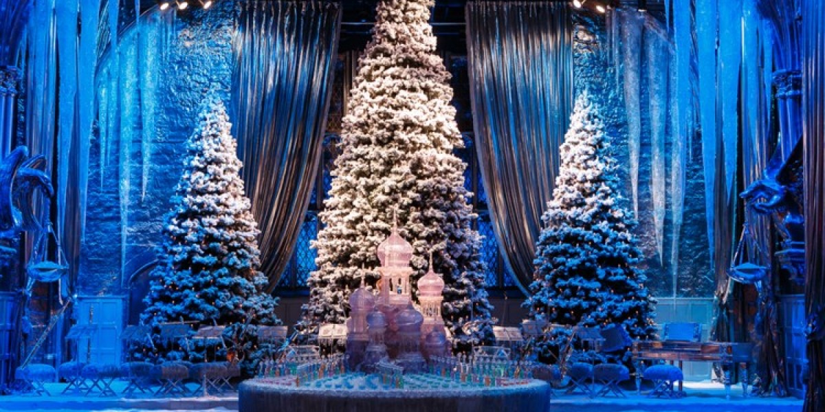 Warner Bros. Studio Tour London: Harry Potter Winter Magic